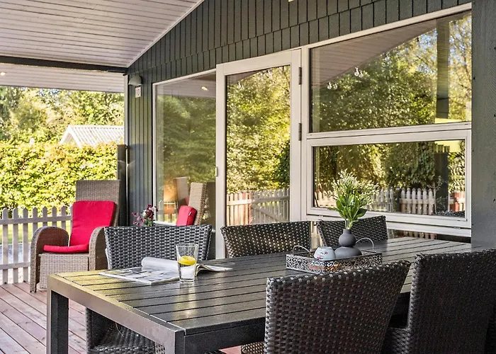 Casa vacanze 3 Bedroom Pet Friendly In *